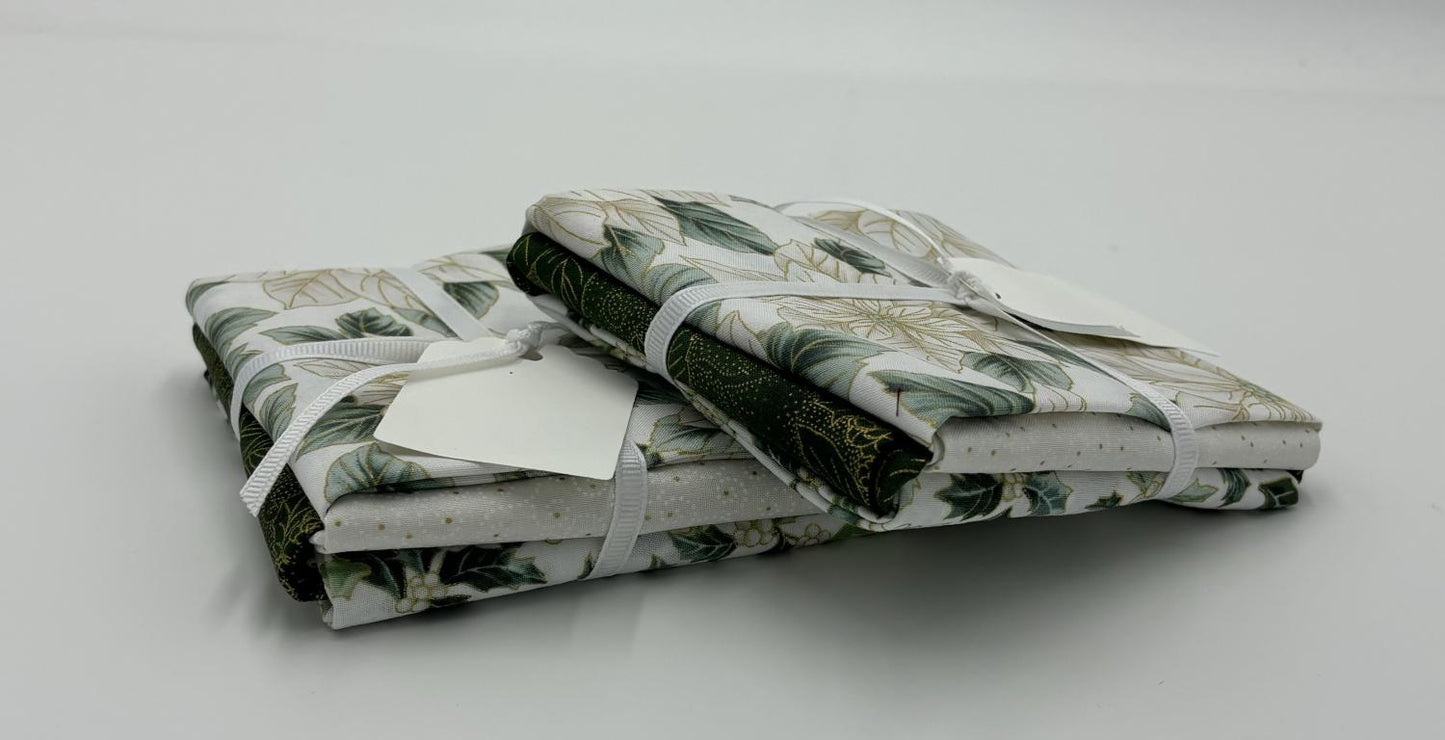 Christmas Spendor Fat Quarter Bundle in Holly & Gold - 4 Pack