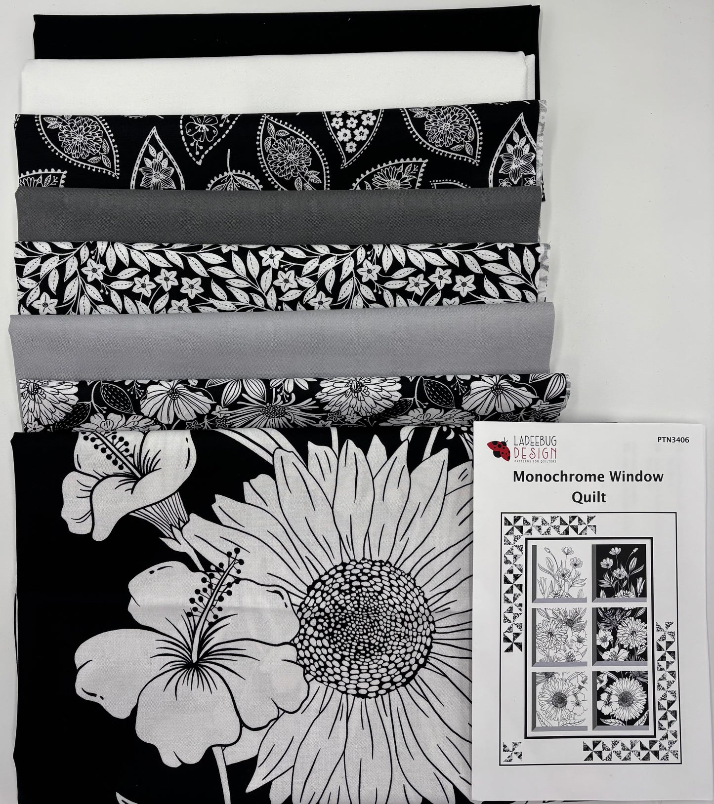 Monochrome Window Quilt Kit 38" x 51"