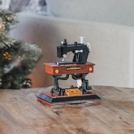 Sallie Tomato Vintage Sewing Machine Building Block Set # ST-BB-001