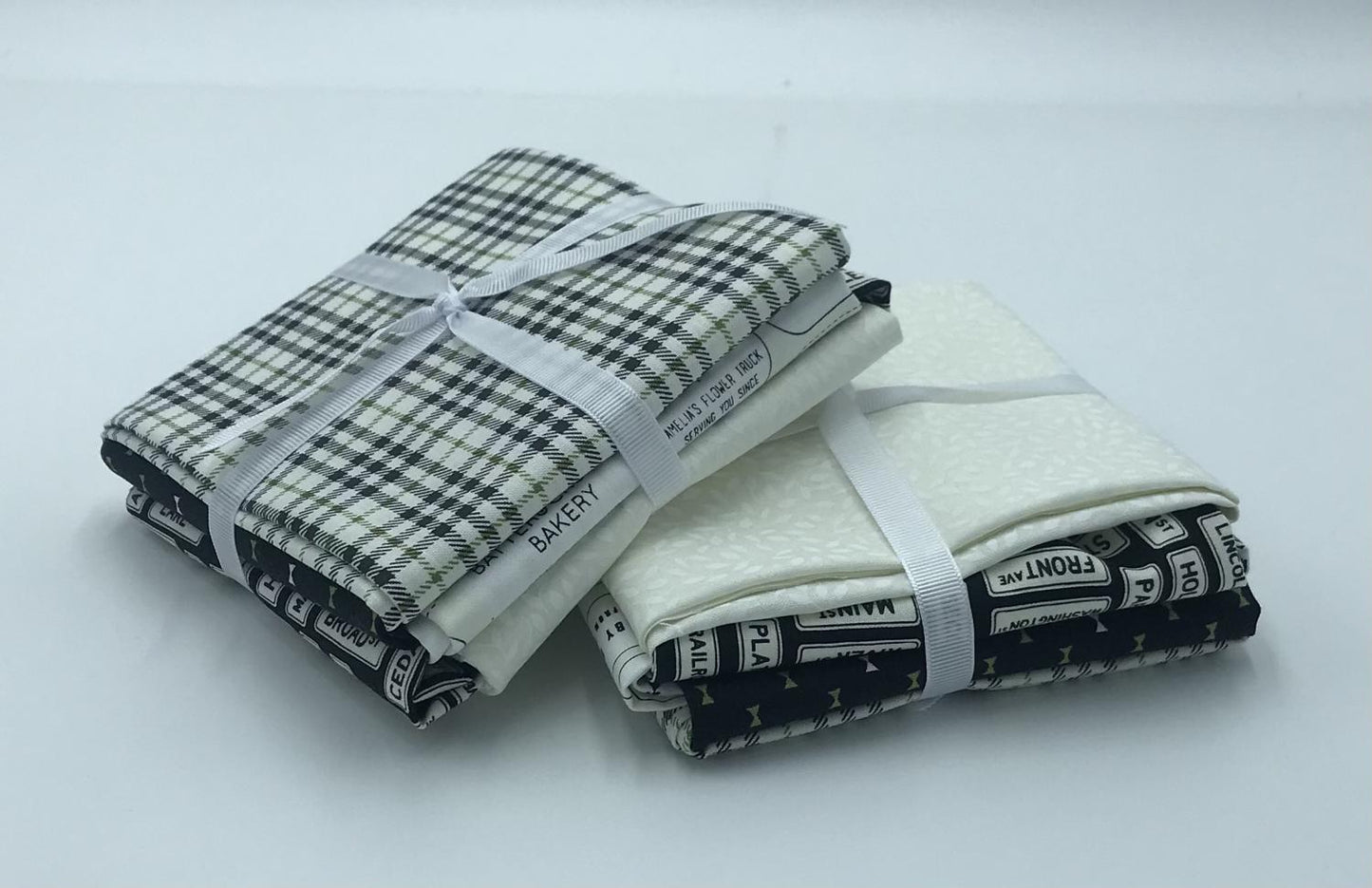 Main Street Fat Quarter Bundle - 5 pack