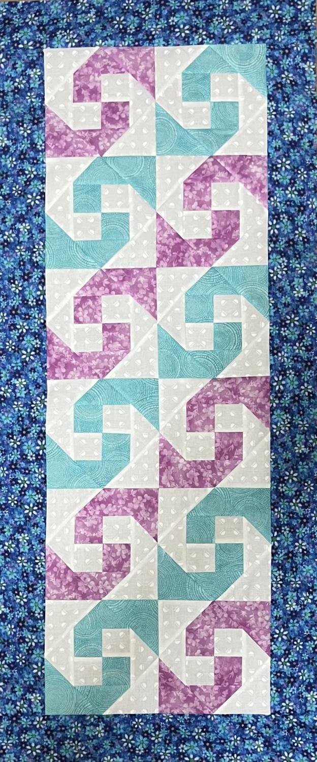 Brown Bag 2025 Mystey Bonus Table Runner Kit 2025