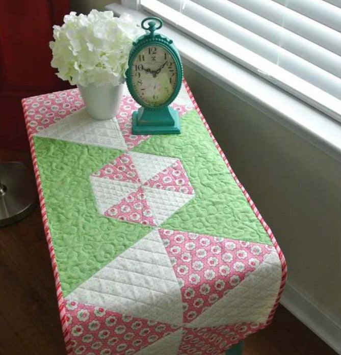 Holly Peppermint Table Topper