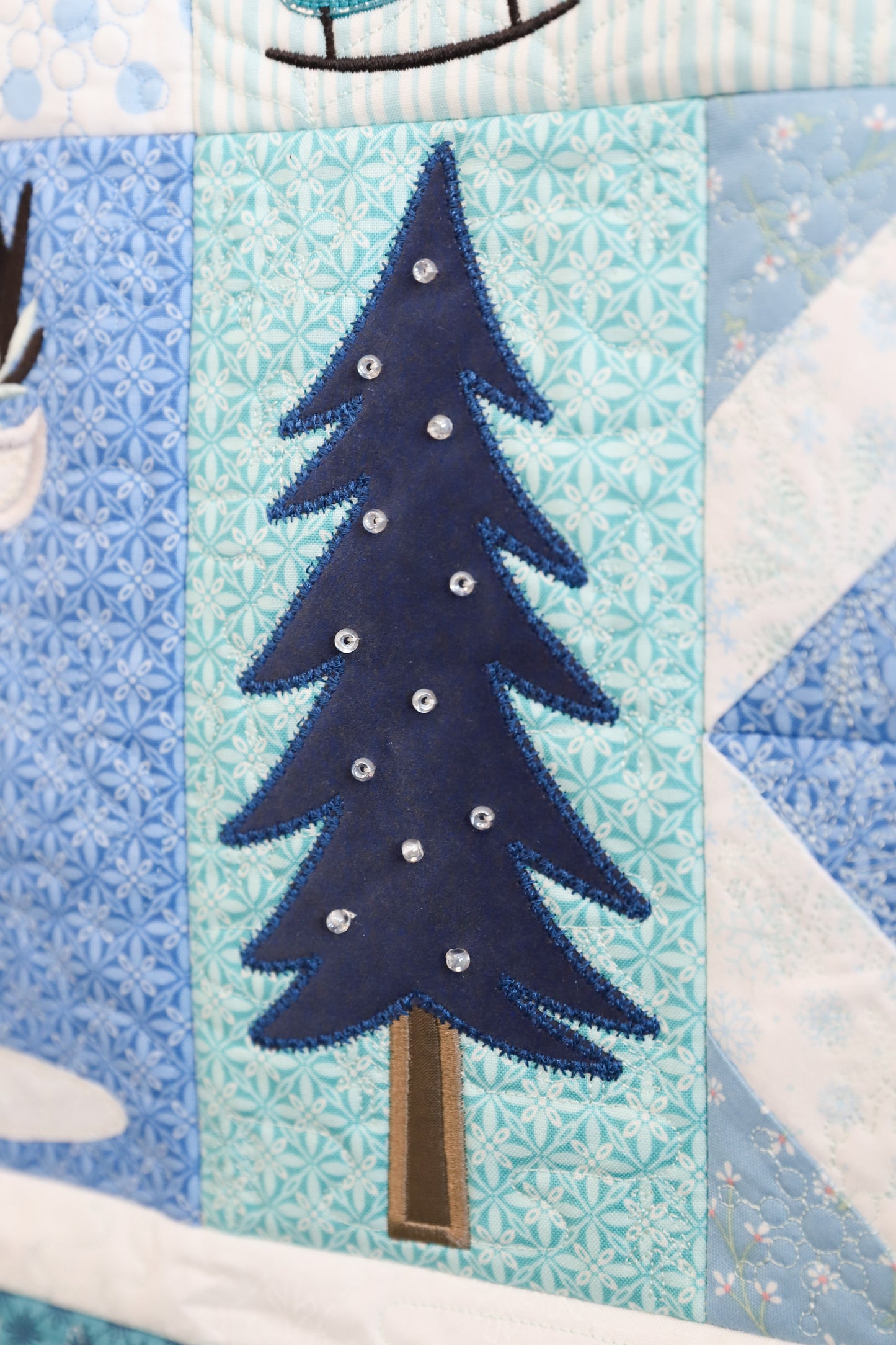 Enchanted Winter Feature Quilt # KD821