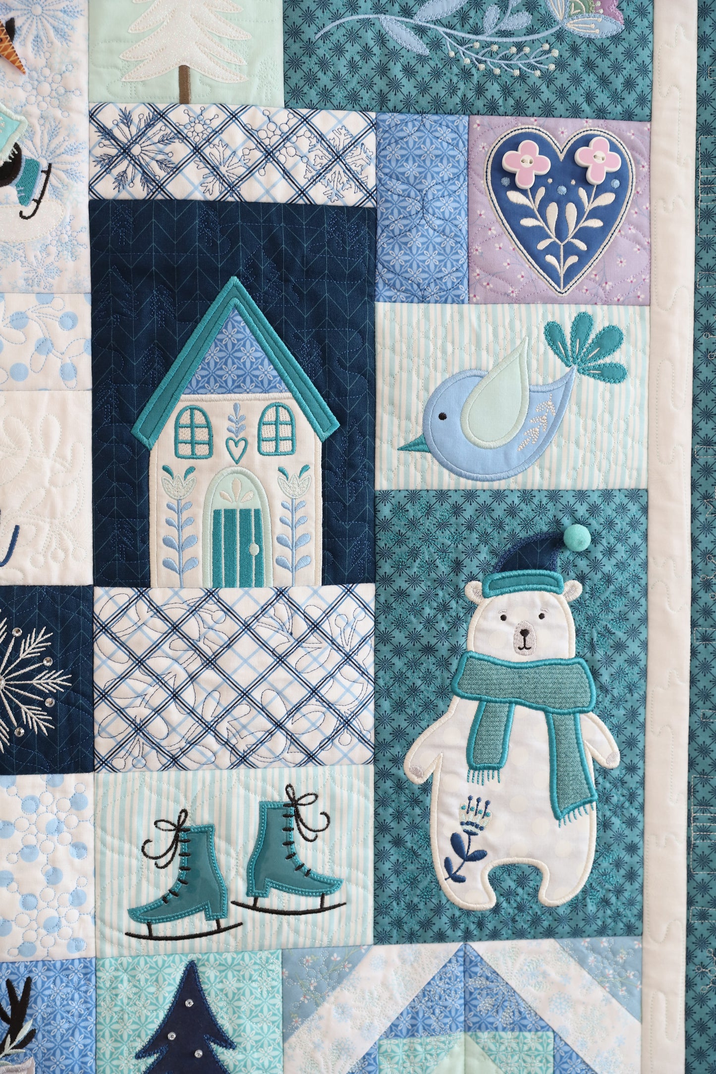 Enchanted Winter Feature Quilt # KD821