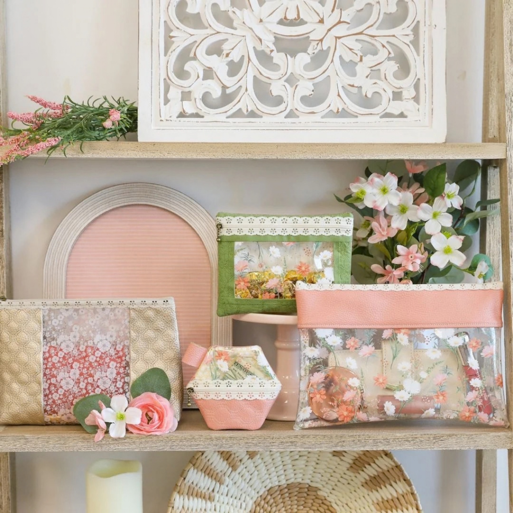 Peek A Bloom Zipper Pouches - KD5162