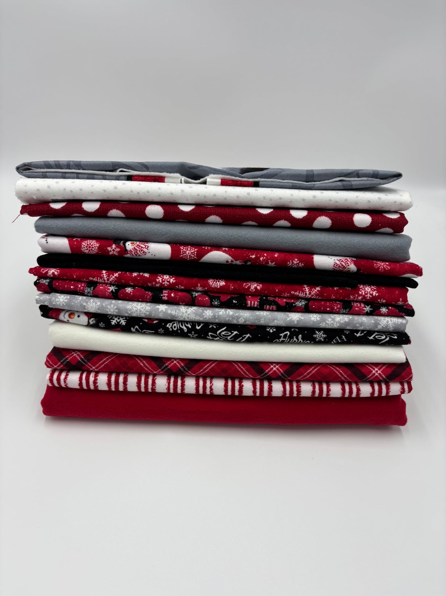 Snow Friends Panel Quilt Kit - Lap Size