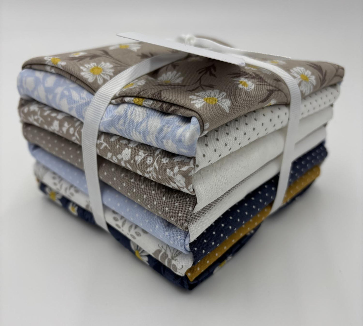 Sun Drenched Fat Quarter Bundle - 12 Pack