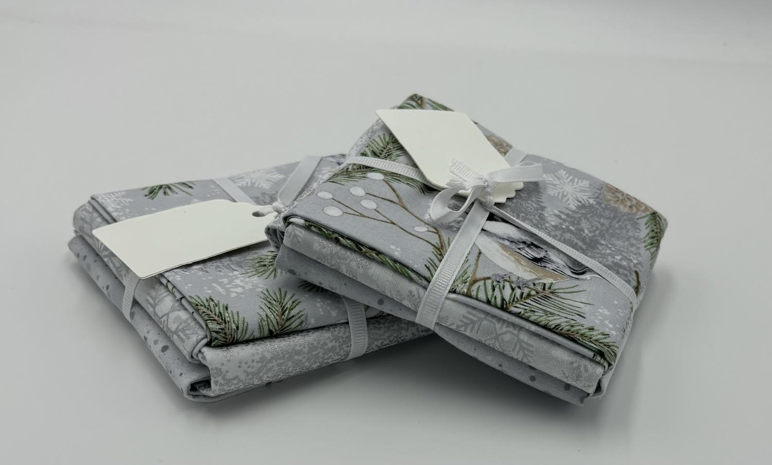 Winter's Eve Fat Quarter Bundle - 4 pack