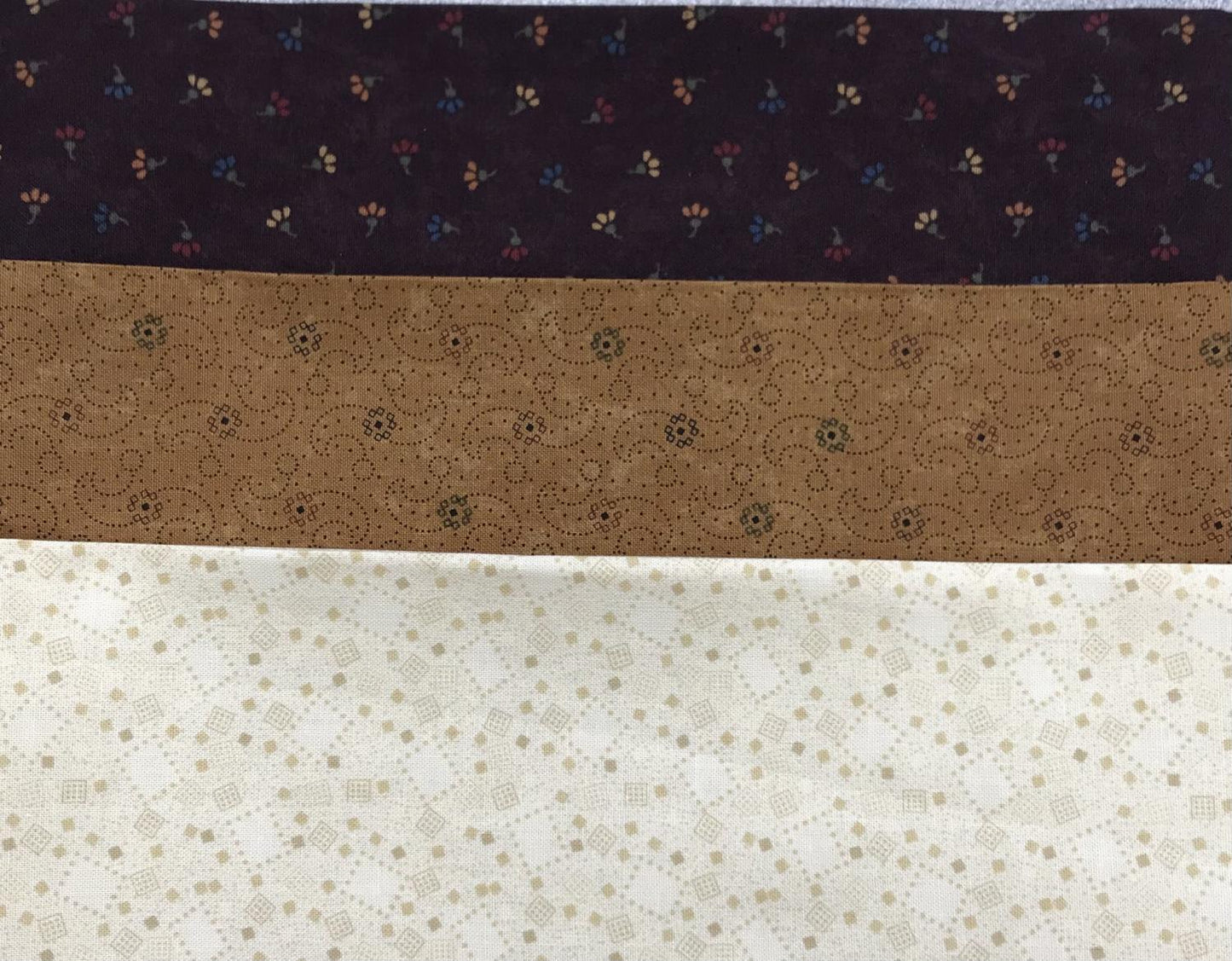 Holiday Blooms 3 Yard Quilt Bundle