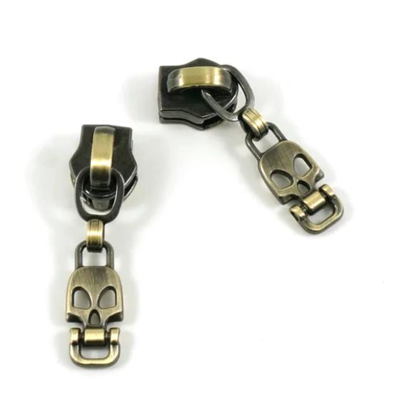 Zipper Slider W/Pulls - Antique Brass Skull Drop  - #5 - 10 Pack - EBSP5-2AB